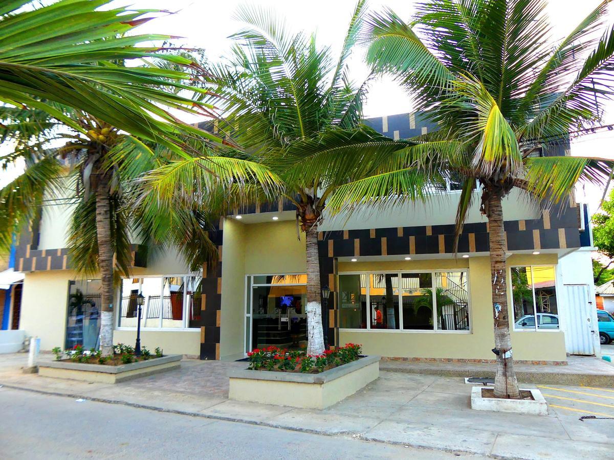 Hotel El Emigrante Puerto Colombia Exterior foto