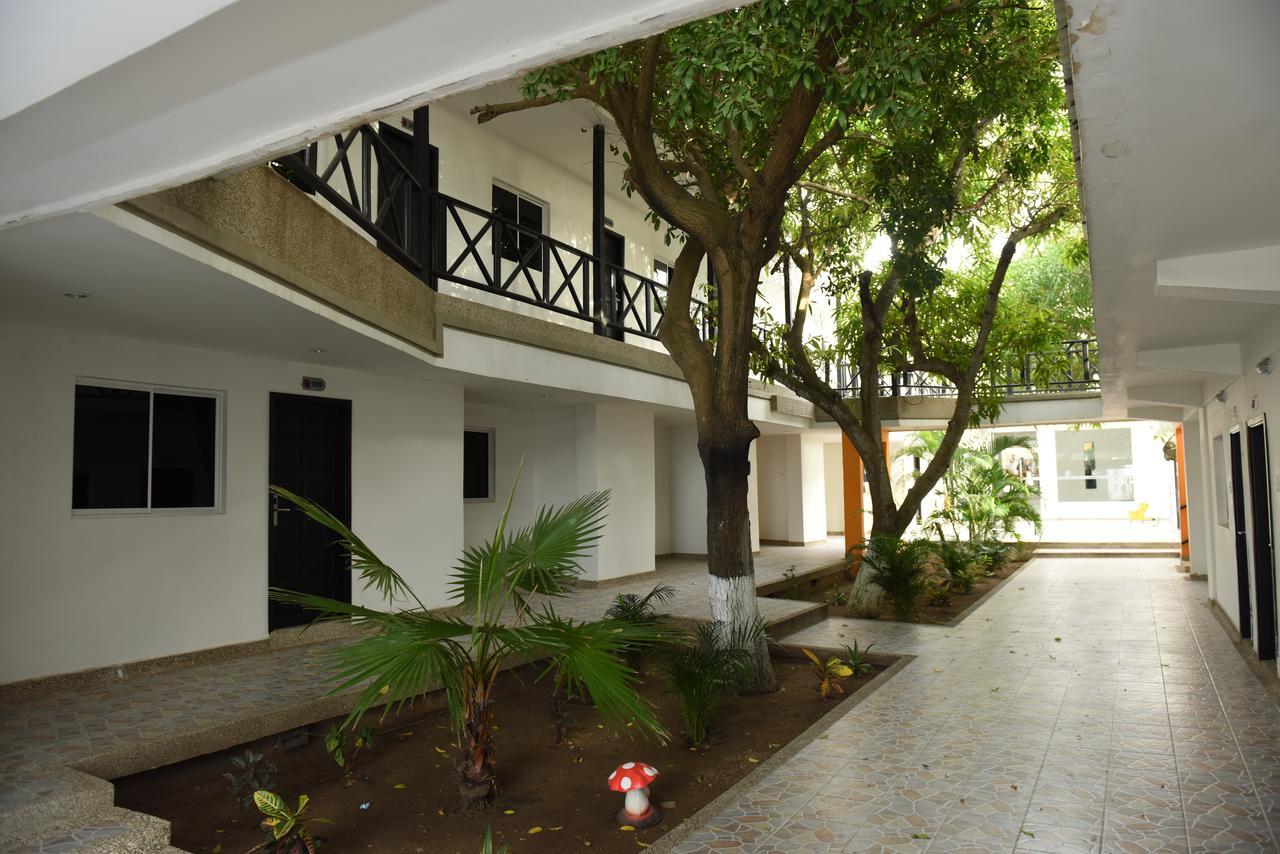 Hotel El Emigrante Puerto Colombia Exterior foto